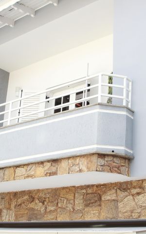 Casa à venda com 320m², 3 quartos e 6 vagasFachada