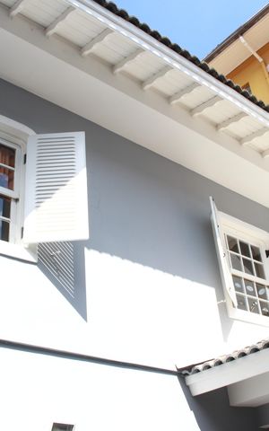 Casa à venda com 320m², 3 quartos e 6 vagasJanela Externa