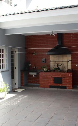 Casa à venda com 320m², 3 quartos e 6 vagasChurrasqueira