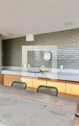 Apartamento à venda com 29m², 1 quarto e sem vaga Apartamento à venda com 29m², 1 quarto e sem vagaÁrea comum - Churrasqueira