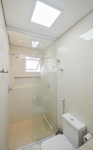 Apartamento à venda com 58m², 2 quartos e 1 vaga Apartamento à venda com 58m², 2 quartos e 1 vagaBanheiro
