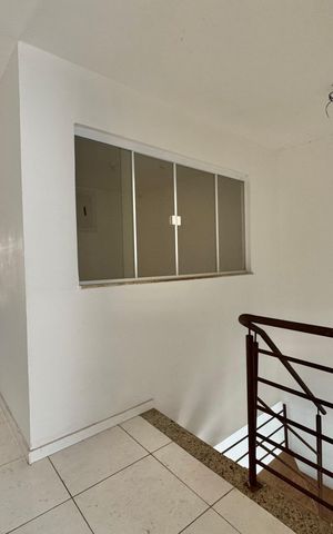 Casa de condomínio à venda com 200m², 3 quartos e 1 vaga Casa de condomínio à venda com 200m², 3 quartos e 1 vagaCorredor