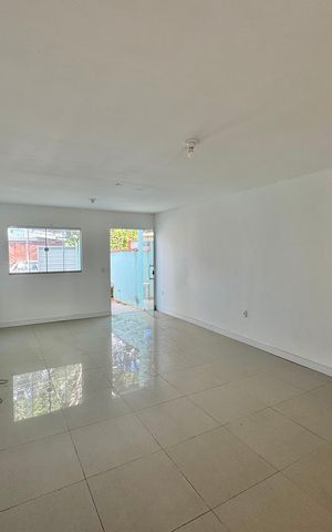 Casa de condomínio à venda com 200m², 3 quartos e 1 vaga Casa de condomínio à venda com 200m², 3 quartos e 1 vagaSala