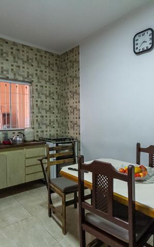 Casa à venda com 240m², 3 quartos e 2 vagas Casa à venda com 240m², 3 quartos e 2 vagasCozinha