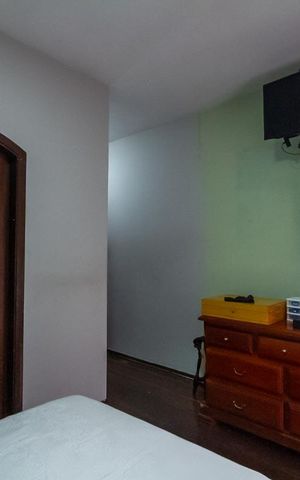Casa à venda com 240m², 3 quartos e 2 vagas Casa à venda com 240m², 3 quartos e 2 vagasSuíte