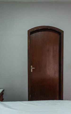 Casa à venda com 240m², 3 quartos e 2 vagas Casa à venda com 240m², 3 quartos e 2 vagasSuíte