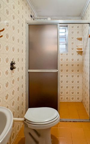 Casa à venda com 160m², 2 quartos e 1 vaga Casa à venda com 160m², 2 quartos e 1 vagaBanheiro