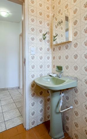 Casa à venda com 160m², 2 quartos e 1 vaga Casa à venda com 160m², 2 quartos e 1 vagaBanheiro