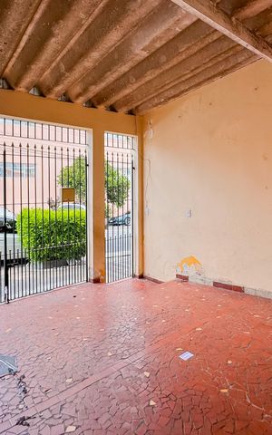 Casa à venda com 160m², 2 quartos e 1 vaga Casa à venda com 160m², 2 quartos e 1 vagaGaragem