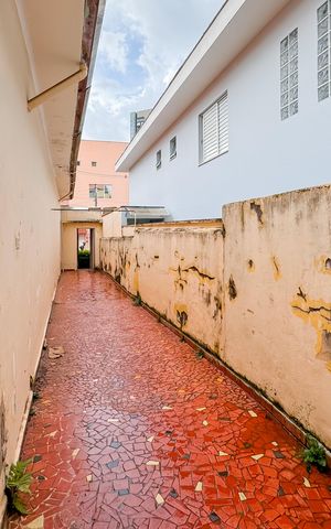 Casa à venda com 160m², 2 quartos e 1 vaga Casa à venda com 160m², 2 quartos e 1 vagaEntrada