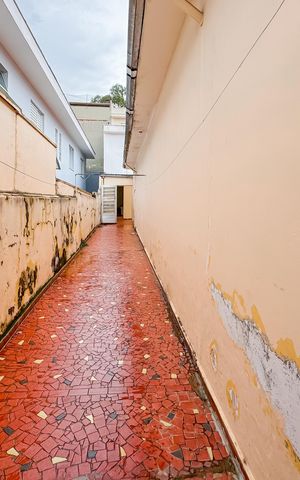 Casa à venda com 160m², 2 quartos e 1 vaga Casa à venda com 160m², 2 quartos e 1 vagaEntrada