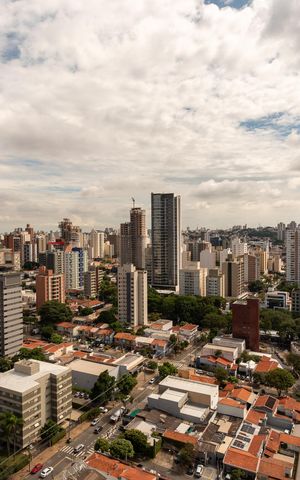 Apartamento à venda com 148m², 2 quartos e 2 vagas Apartamento à venda com 148m², 2 quartos e 2 vagasVaranda da Suíte
