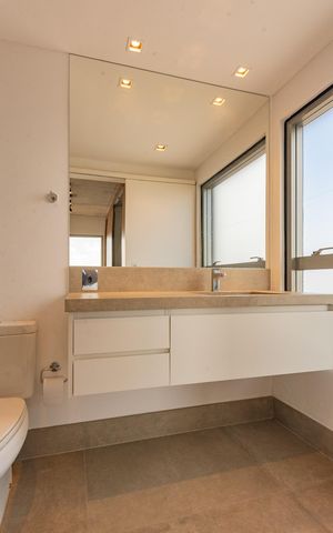 Apartamento à venda com 148m², 2 quartos e 2 vagas Apartamento à venda com 148m², 2 quartos e 2 vagasBanheiro Social