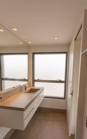 Apartamento à venda com 148m², 2 quartos e 2 vagas Apartamento à venda com 148m², 2 quartos e 2 vagasBanheiro Social