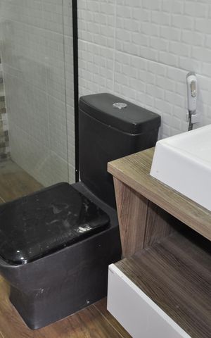 Casa de condomínio à venda com 154m², 3 quartos e 1 vagaBanheiro da Suíte 2