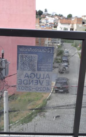 Casa de condomínio à venda com 154m², 3 quartos e 1 vagaPlaca