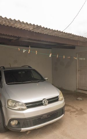 Casa à venda com 250m², 2 quartos e 8 vagas Casa à venda com 250m², 2 quartos e 8 vagasGaragem