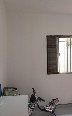 Casa à venda com 250m², 2 quartos e 8 vagas Casa à venda com 250m², 2 quartos e 8 vagasQuarto 2