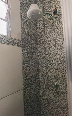 Casa à venda com 250m², 2 quartos e 8 vagas Casa à venda com 250m², 2 quartos e 8 vagasBanheiro