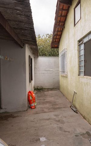 Casa à venda com 250m², 2 quartos e 8 vagas Casa à venda com 250m², 2 quartos e 8 vagasQuintal