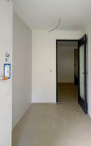 Apartamento à venda com 157m², 4 quartos e 2 vagas Apartamento à venda com 157m², 4 quartos e 2 vagasÁrea de Serviço
