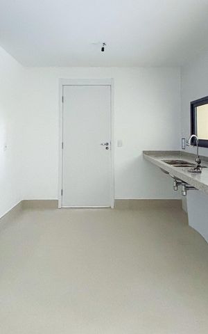 Apartamento à venda com 157m², 4 quartos e 2 vagas Apartamento à venda com 157m², 4 quartos e 2 vagasCozinha