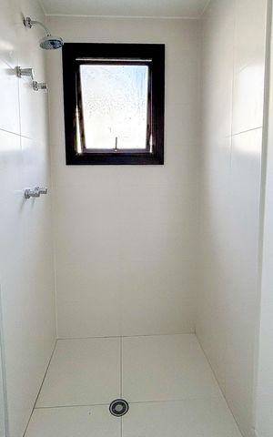 Apartamento à venda com 157m², 4 quartos e 2 vagas Apartamento à venda com 157m², 4 quartos e 2 vagasBanheiro da Suíte 1
