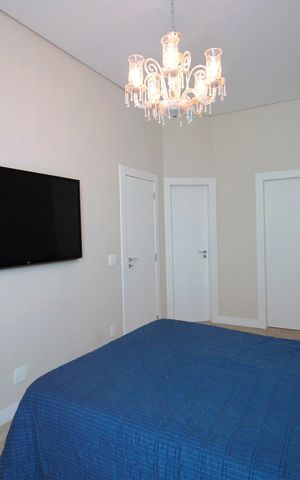 Casa à venda com 221m², 2 quartos e 4 vagasSuíte 1