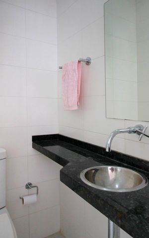 Casa à venda com 221m², 2 quartos e 4 vagasLavabo da Garagem