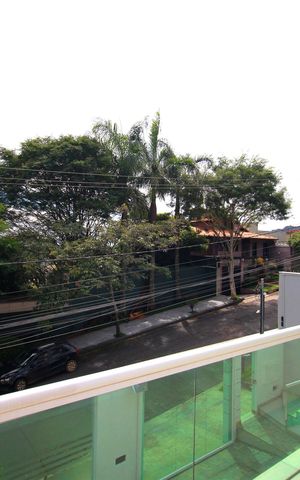 Casa à venda com 221m², 2 quartos e 4 vagasVaranda