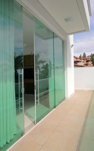 Casa à venda com 221m², 2 quartos e 4 vagasVaranda