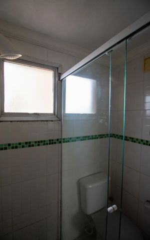 Apartamento à venda com 52m², 2 quartos e 1 vaga Apartamento à venda com 52m², 2 quartos e 1 vagaBanheiro