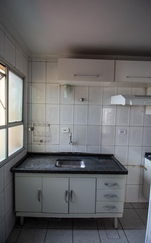Apartamento à venda com 52m², 2 quartos e 1 vaga Apartamento à venda com 52m², 2 quartos e 1 vagaCozinha