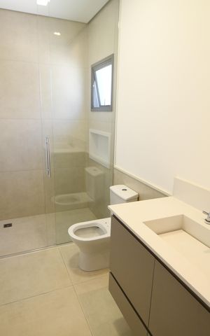Casa de condomínio à venda com 360m², 3 quartos e 4 vagasBanheiro Suíte 3