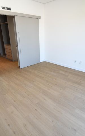 Casa de condomínio à venda com 360m², 3 quartos e 4 vagasSuíte 3