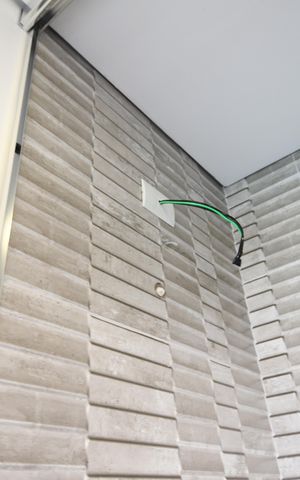 Casa de condomínio à venda com 360m², 3 quartos e 4 vagasBanheiro de serviço