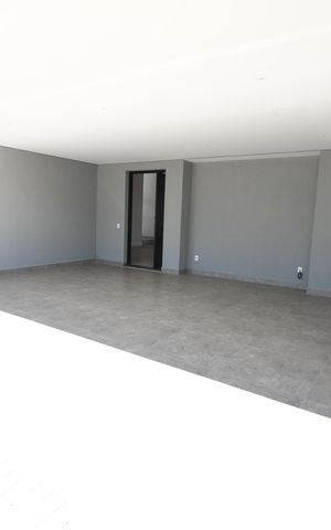 Casa de condomínio à venda com 360m², 3 quartos e 4 vagasGaragem