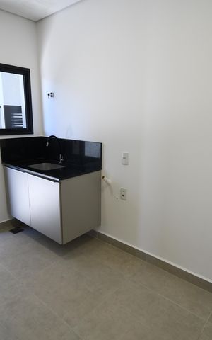 Casa de condomínio à venda com 360m², 3 quartos e 4 vagasÁrea de Serviço