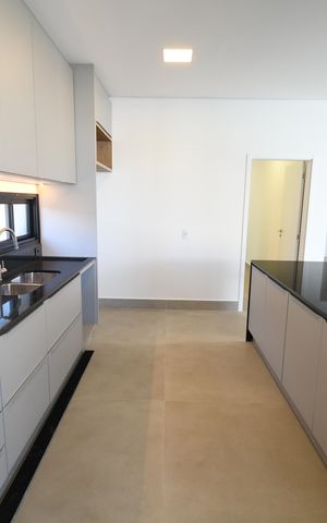 Casa de condomínio à venda com 360m², 3 quartos e 4 vagasCozinha