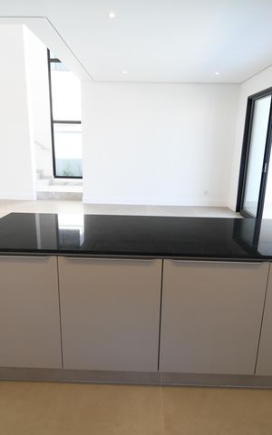 Casa de condomínio à venda com 360m², 3 quartos e 4 vagasCozinha