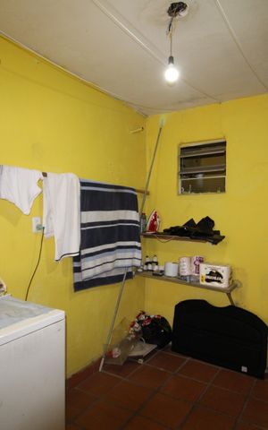 Casa à venda com 136m², 2 quartos e 1 vagaÁrea de Serviço