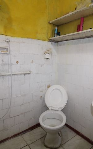 Casa à venda com 136m², 2 quartos e 1 vagaBanheiro