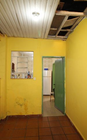 Casa à venda com 136m², 2 quartos e 1 vagaÁrea de Serviço