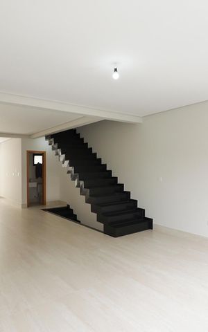 Casa à venda com 210m², 3 quartos e 4 vagas Casa à venda com 210m², 3 quartos e 4 vagasSala/Cozinha