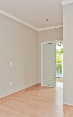 Casa à venda com 160m², 3 quartos e 2 vagas Casa à venda com 160m², 3 quartos e 2 vagasSuíte 3