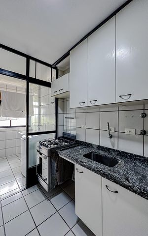 Apartamento à venda com 84m², 3 quartos e 2 vagasCozinha