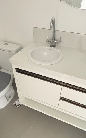 Apartamento para alugar com 62m², 2 quartos e 1 vaga Apartamento para alugar com 62m², 2 quartos e 1 vagaBanheiro
