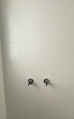Apartamento à venda com 63m², 2 quartos e 1 vaga Apartamento à venda com 63m², 2 quartos e 1 vagaBanheiro