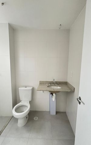 Apartamento à venda com 63m², 2 quartos e 1 vaga Apartamento à venda com 63m², 2 quartos e 1 vagaBanheiro da Suíte