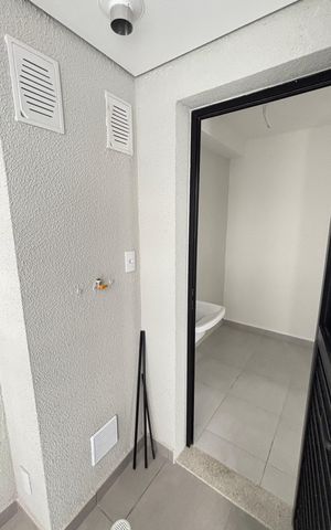 Apartamento à venda com 63m², 2 quartos e 1 vaga Apartamento à venda com 63m², 2 quartos e 1 vaga Varanda da Área de Serviço
